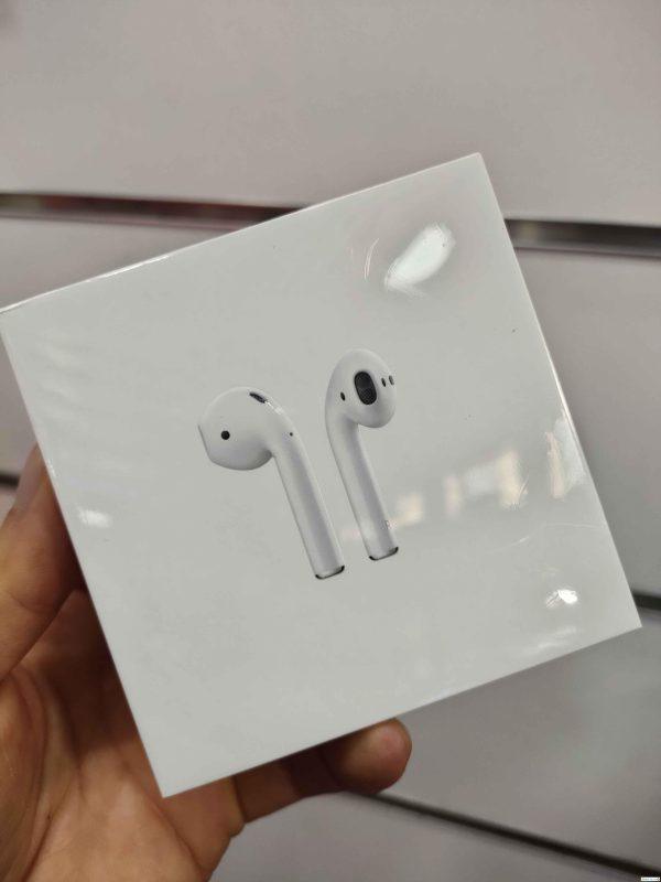 Airpods 2 Generation Latest At Best Price / Earphones / Airbuds / Wireless Earphones /bluetooth Headphone/ Stylish Earphone - Shumeldi